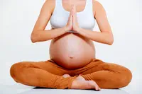 L’utilisation de progestérone vaginale réduit le risque de complications liées aux grossesses gémellaires