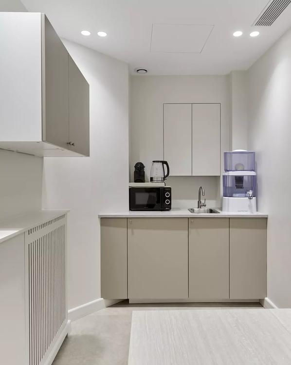 Paris 8e – Rue Daru | Cabinets de santé clé en main dans un cadre premium, lumineux et rassurant — photo 5