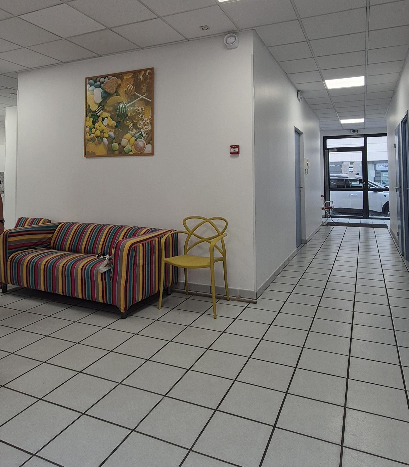 Plateau médical rénové de 130 m² quartier Préfecture, Lyon 3e — photo 2