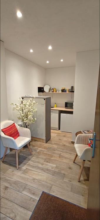Local de 18 m² loué trois jours par semaine, Versailles — photo 4