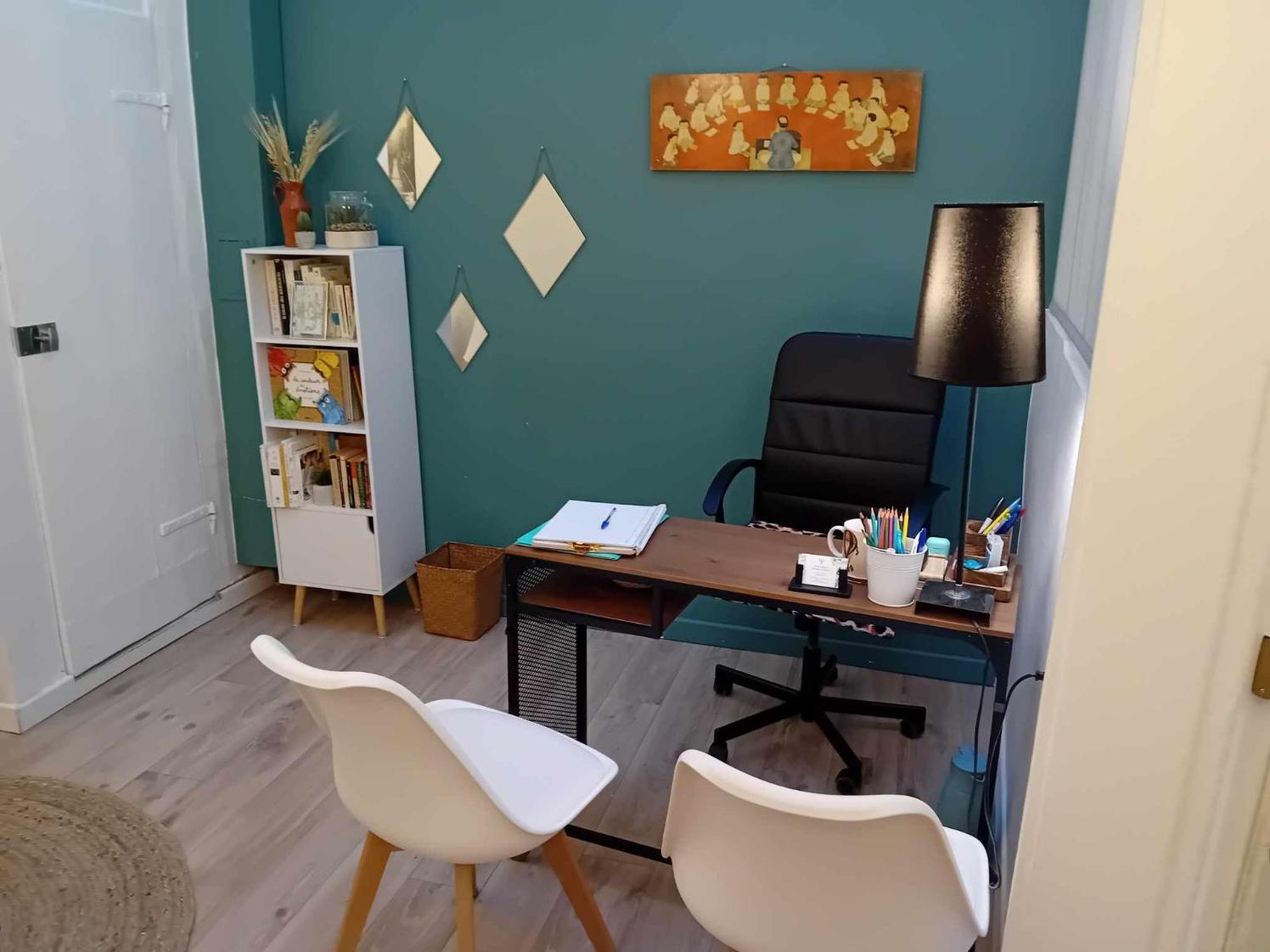Nantes centre , local professionnel médical et para médical à louer . — photo 2