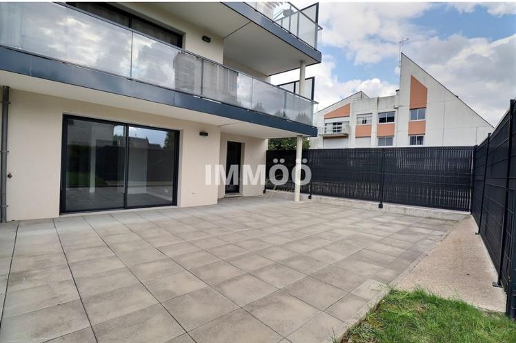 Cabinet de 20 m² en partage avec terrasse et jardin, Bois-Guillaume — photo 3