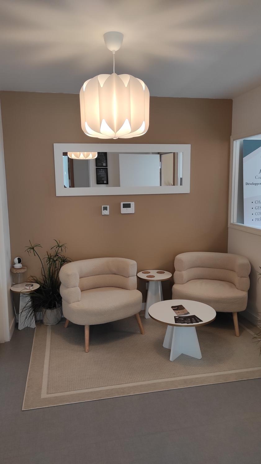 Cabinet de 20 m² en partage avec terrasse et jardin, Bois-Guillaume — photo 4