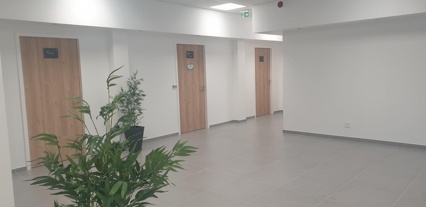 Maison de santé neuve 2 locaux encore disponible, 17 et 20m² — photo 2
