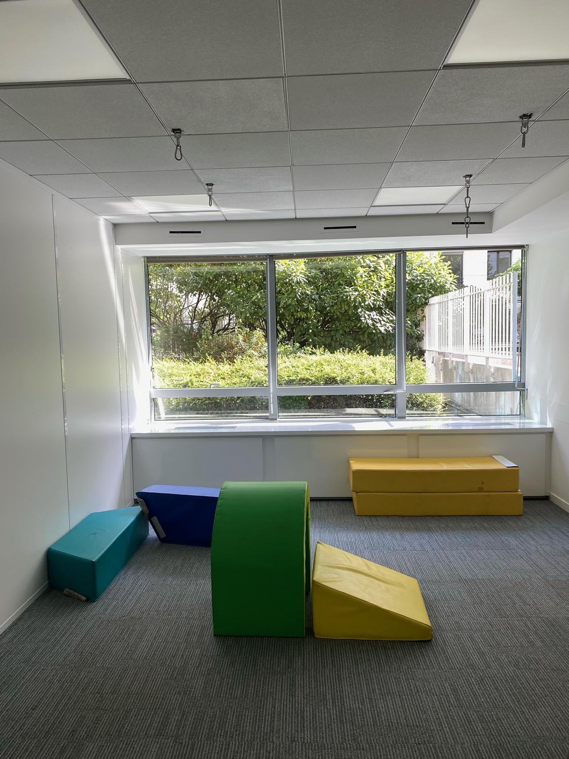 Loue cabinet à un ergothérapeute dans centre pour enfants neuroatypiques - levallois-perret — photo 3