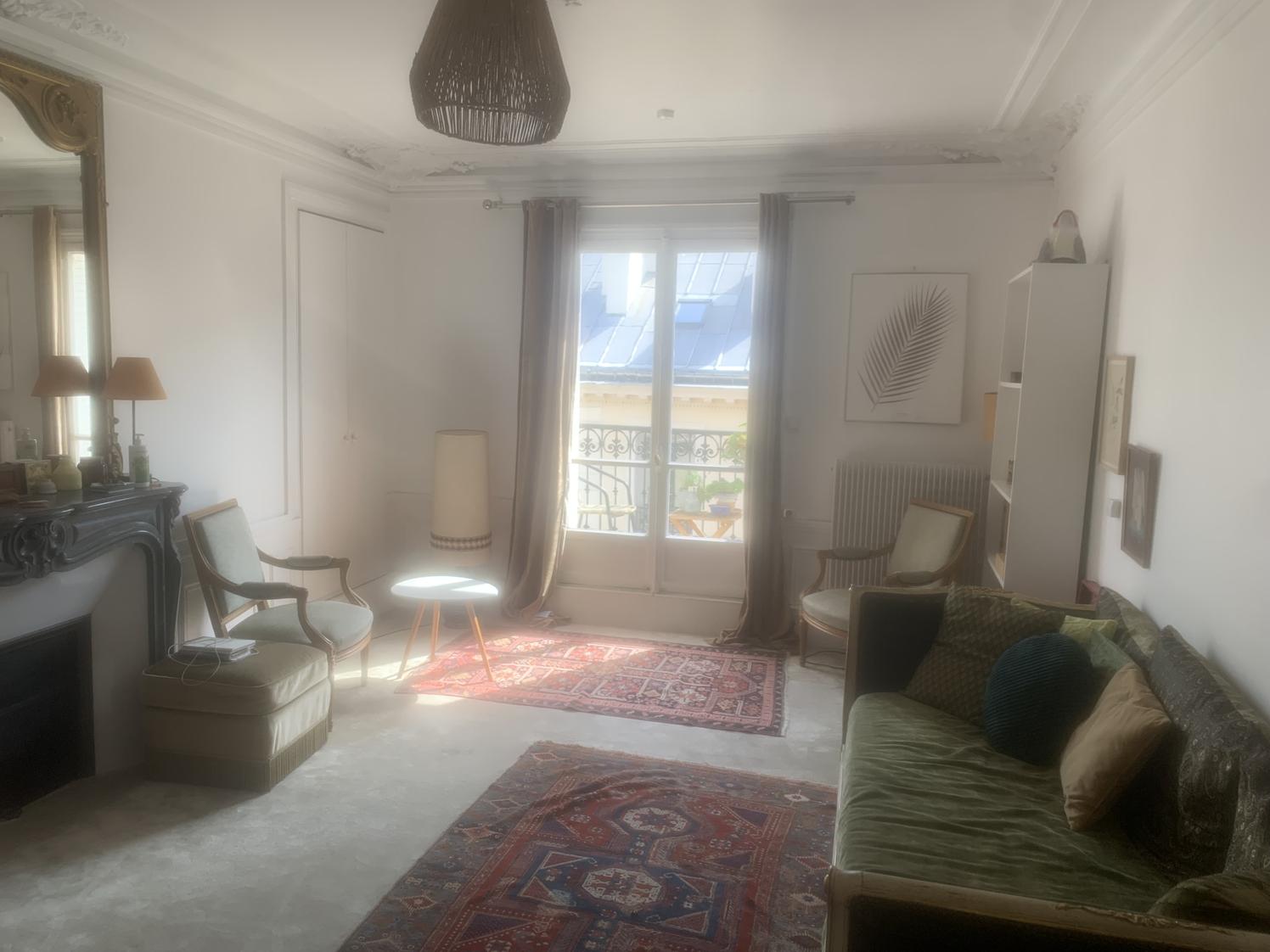 Grand cabinet lumineux balcon centre paris