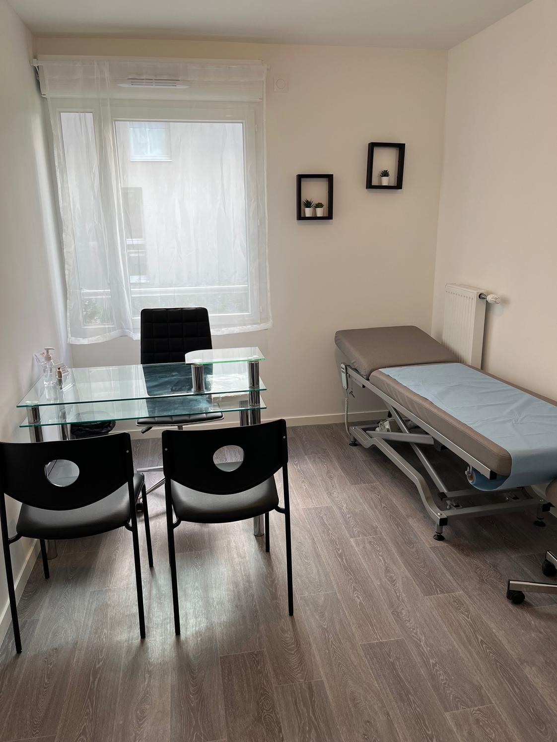 Salle de consultation dans cabinet médical — photo 2