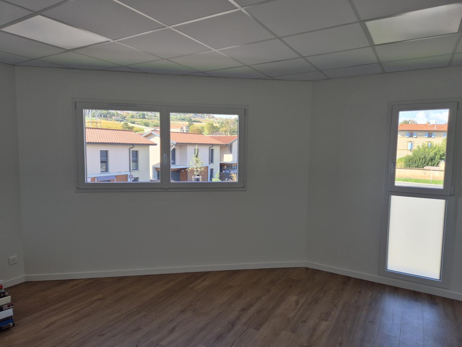 Cabinet de 18 m² dans une équipe pluridisciplinaire, Chazay-d'Azergues — photo 5