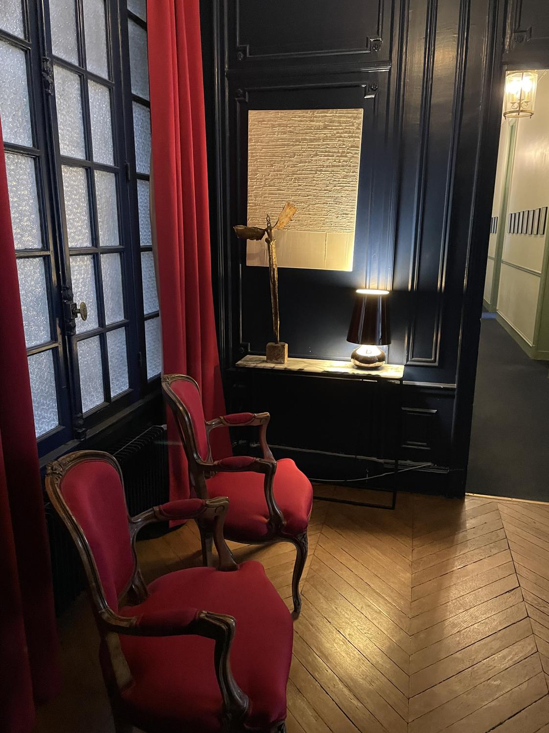 Paris vii, bureau libre scm — photo 2