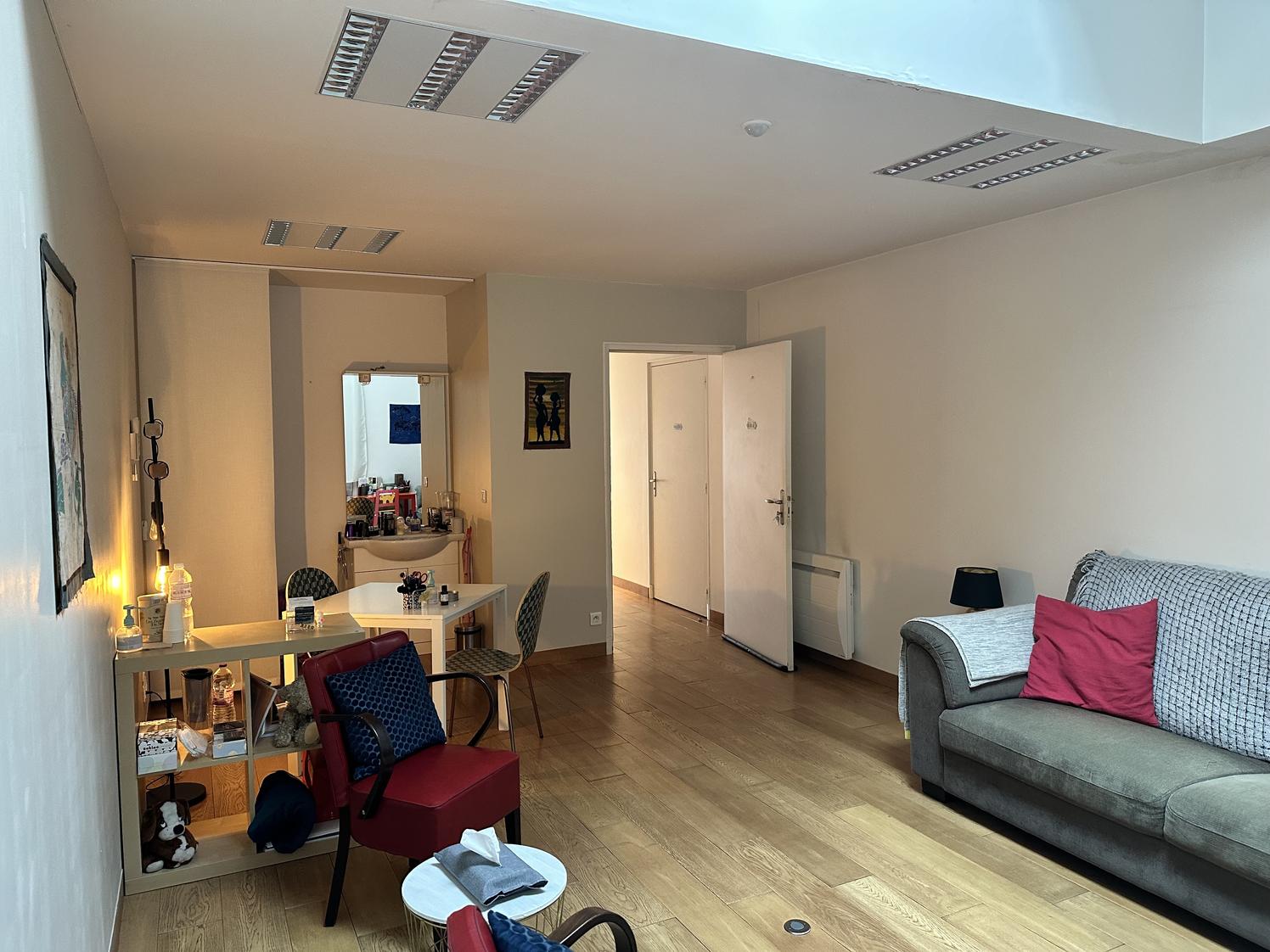 Local meublé de 25 m² à partager à mi-temps, Vanves — photo 4