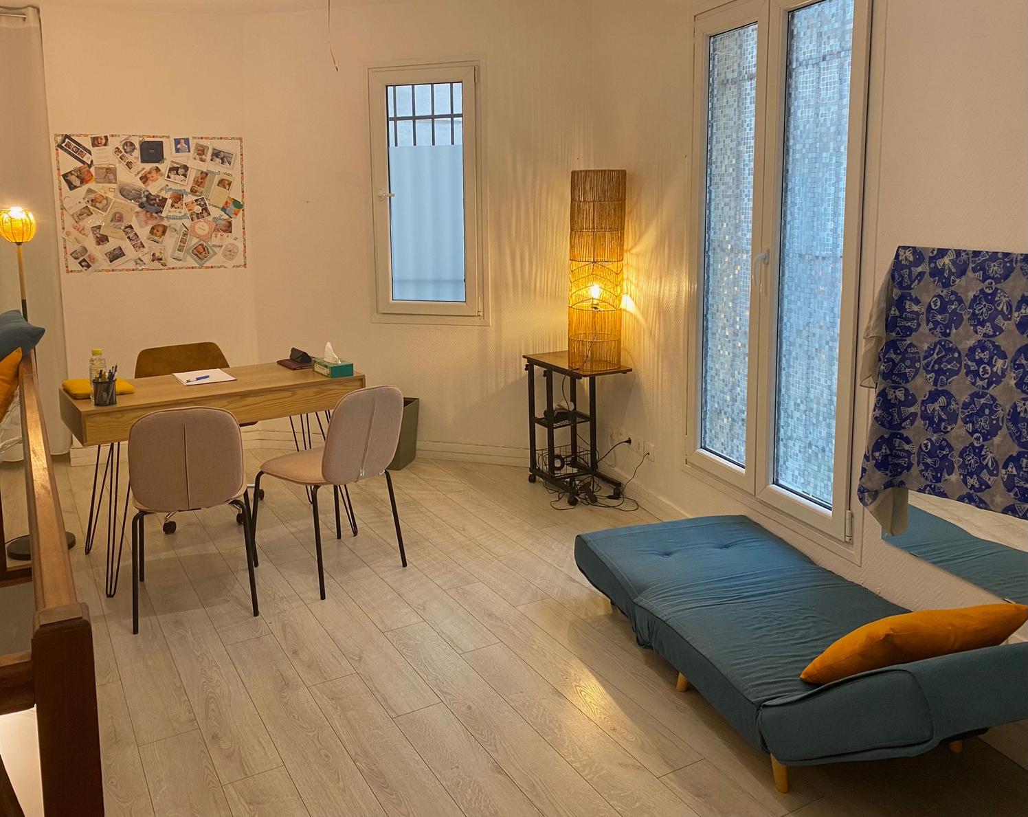 Bureau de 12 m² partagé avec une sage-femme, Paris 10e — photo 4