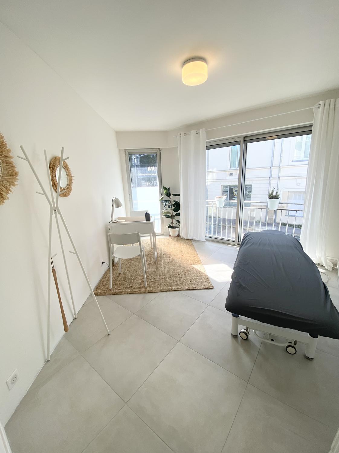 Appartement de 5 cabinets pour thérapeutes, Nantes centre — photo 3