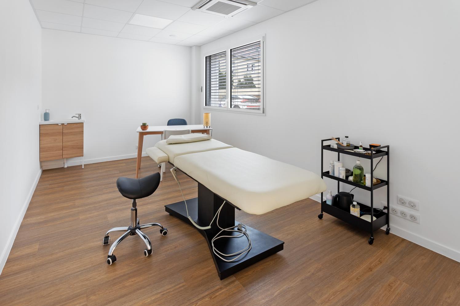 Six bureaux dans une résidence récente, Saint-Sébastien-sur-Loire — photo 2