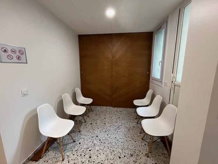 Salle de consultation meublée de 14 m², Asnières-sur-Seine — photo 4