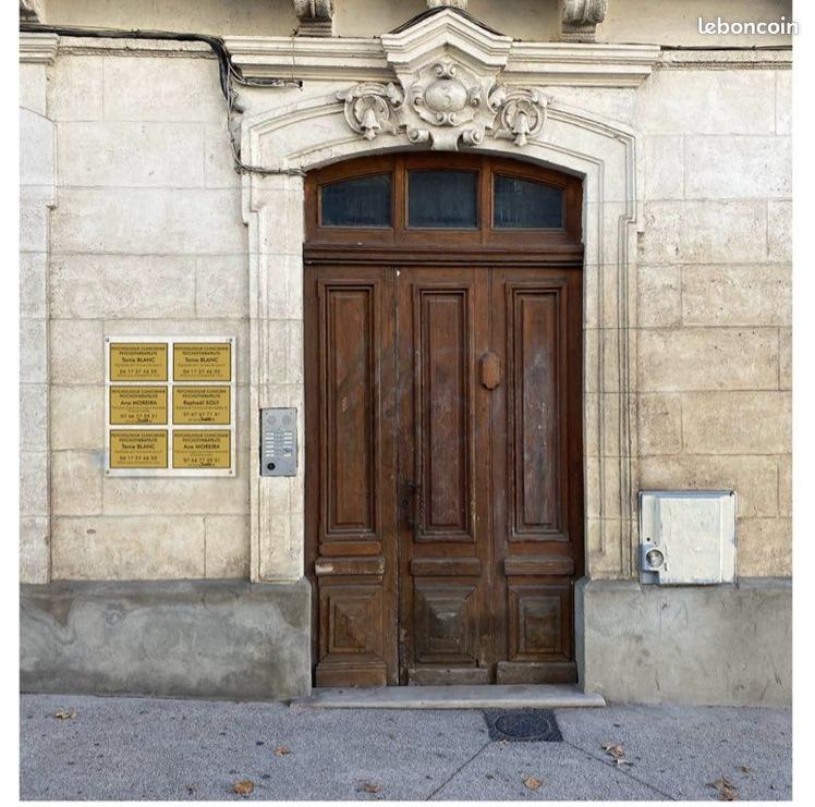 1 cabinet temps complet et /ou 1 cabinet temps partiel (sous location) aux beaux arts/corum