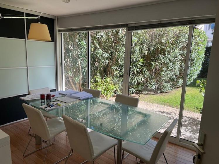 Duplex professionnel de 150 m² en résidence de standing, Le Cannet — photo 3