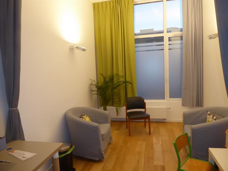 Antony centre deux mois offerts cabinet spacieux et très lumineux de 26m² — photo 3