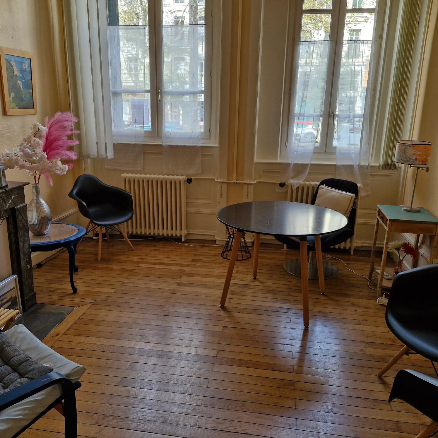 Location cabinet psychologue  et paramédical croix rousse
