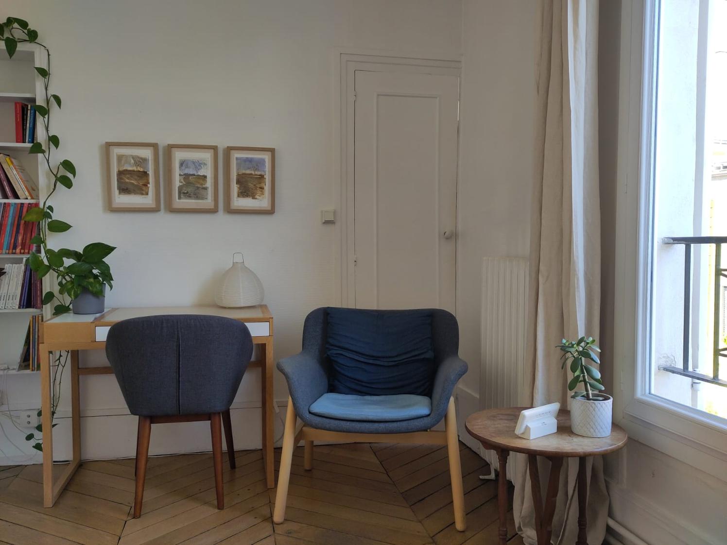 Cabinet de 18 m² calme sans vis-à-vis, Pigalle, Paris 9e — photo 4