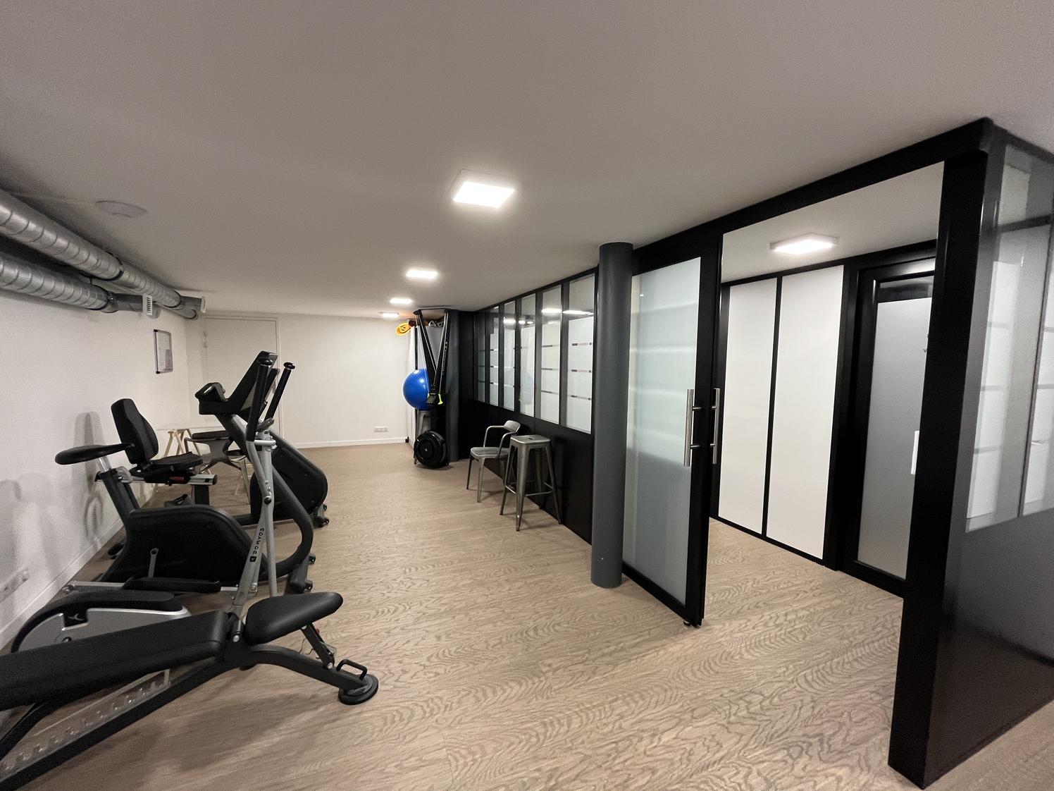 Locaux de 641 m² sur trois niveaux, Montpellier Saint-Denis — photo 5