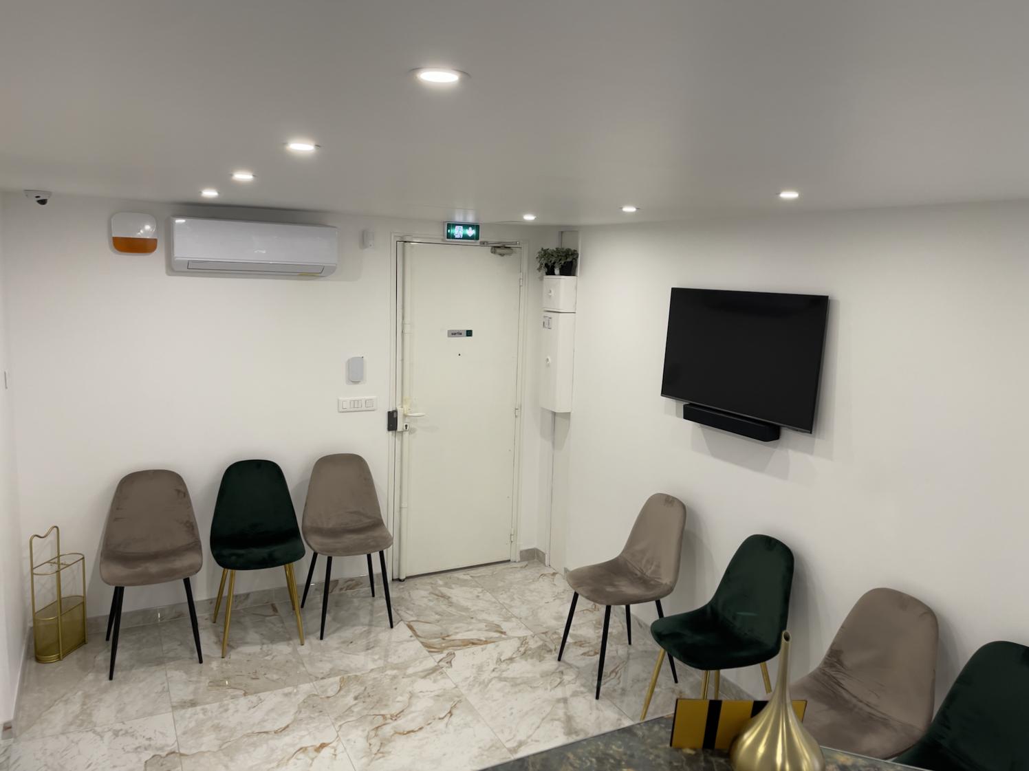 Deux bureaux dans un cabinet rénové près d'Alésia, Paris 14e — photo 3