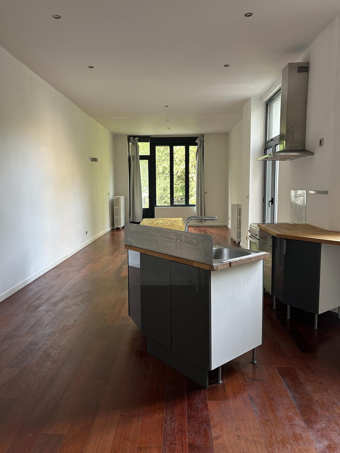 Espace de 202 m² en immeuble avec jardin, avenue Carnot, Bordeaux — photo 2