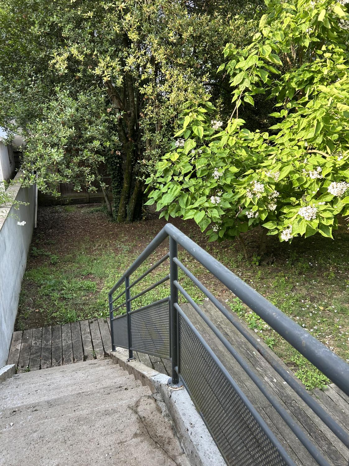 Espace de 202 m² en immeuble avec jardin, avenue Carnot, Bordeaux — photo 5