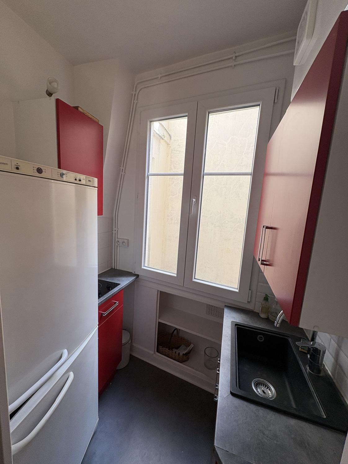 Cabinet de thérapie de 10 m² près de la place des Vosges, Paris 3e — photo 3