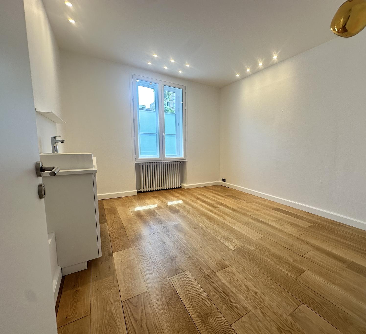 Location d une pièce au sein d un cabinet médical refait à neuf climatisé neuilly sur seine — photo 2