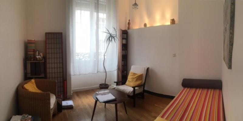 Joli cabinet 12m2 dans appartement bourgeois bellecour à partager — photo 3