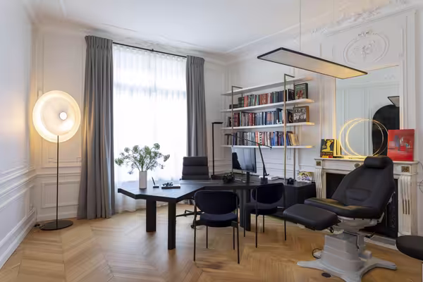 À VENDRE - LOCAL D’EXCEPTION POUR PROFESSION MÉDICALE ESTHÉTIQUE - Paris 16ème