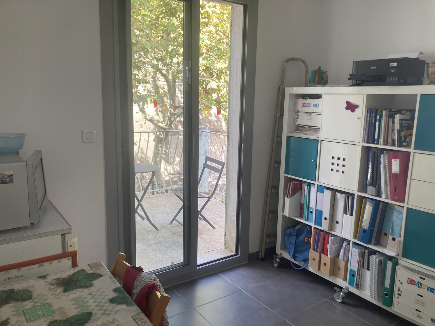 Bureau de 23 m² clair avec entrée indépendante, Fuveau — photo 5