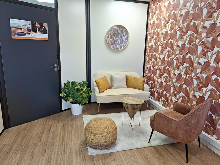 Bureau climatisé dans un centre sport santé, Nice Saint-Isidore