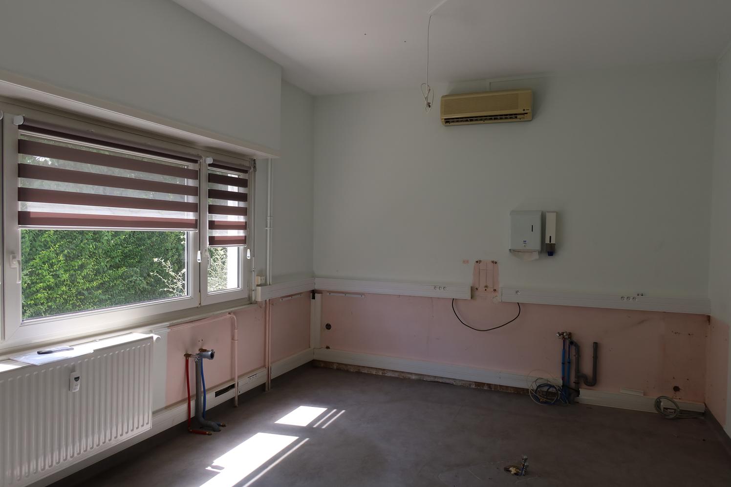 Rez-de-chaussée de 59 m² d'un ancien cabinet dentaire, Mittelhausbergen — photo 4