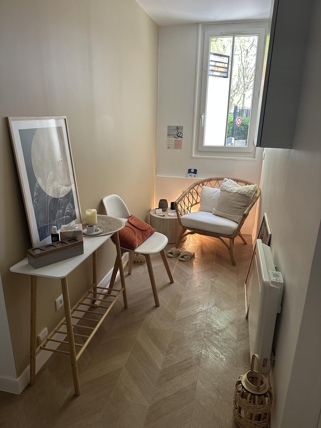 Partage de cabinet joliment décoré — photo 3
