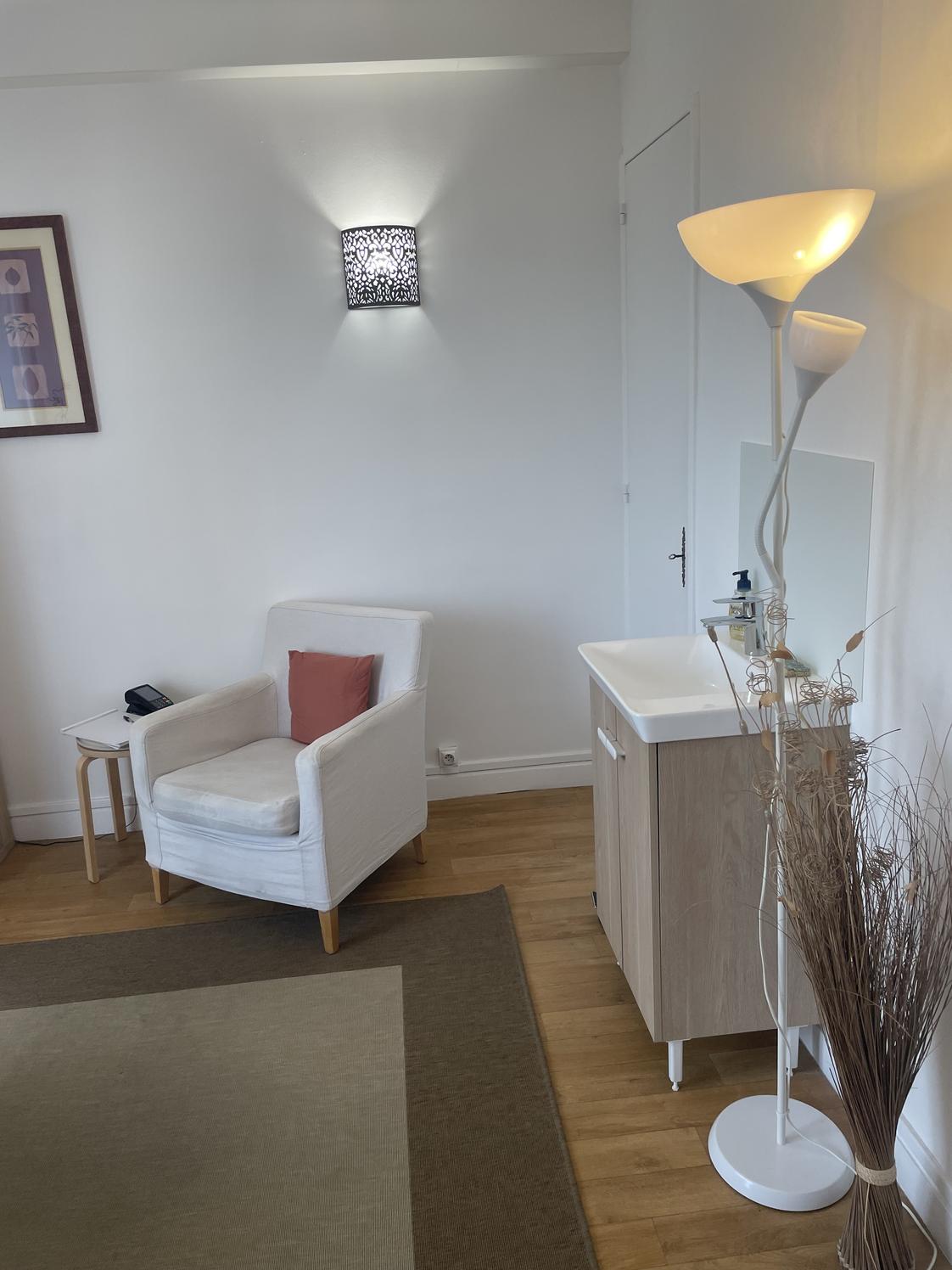 Location d'une salle de consultation dans un cabinet médicale/paramédical à chatillon 92320 — photo 3