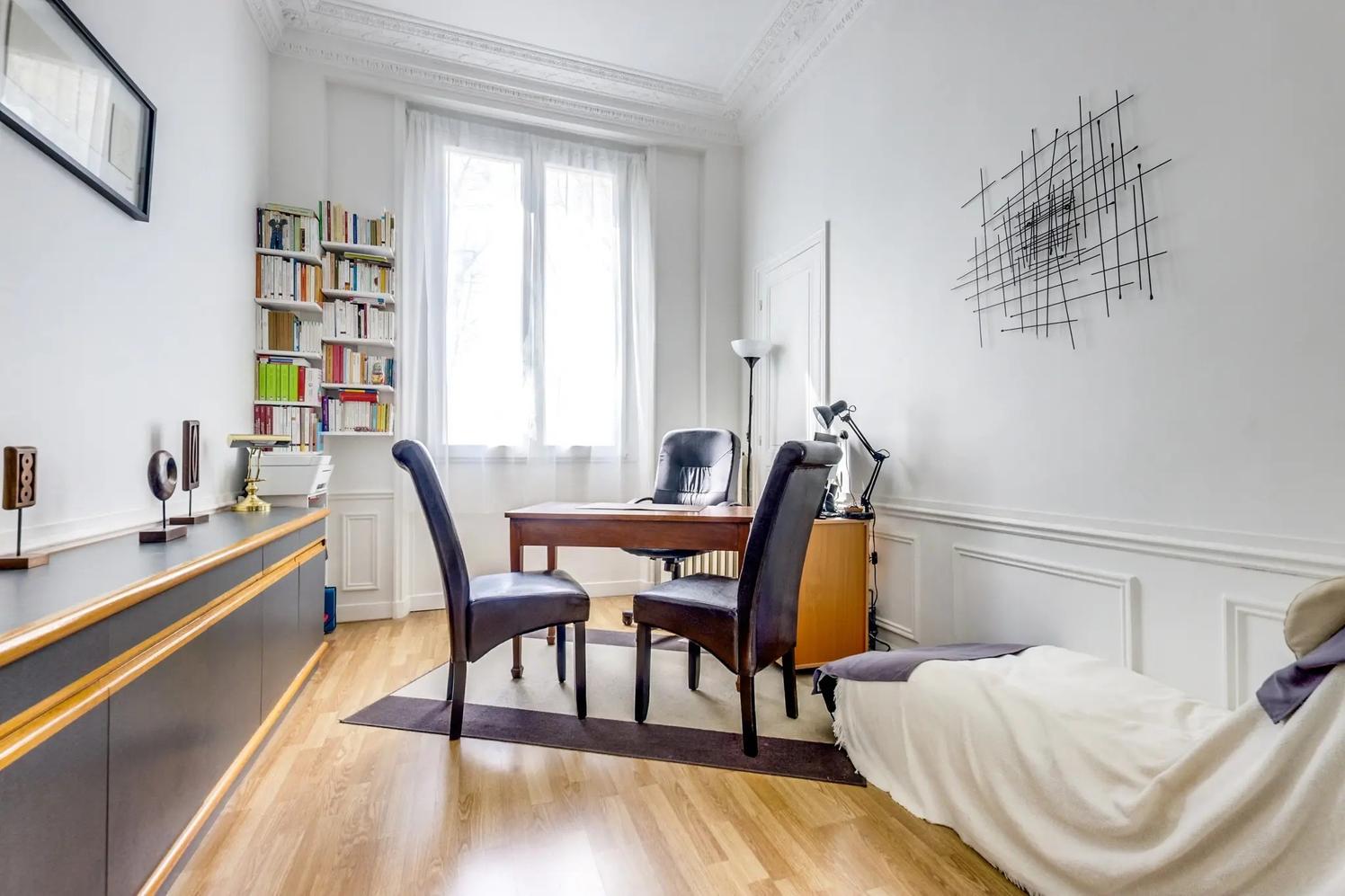 Bureau aménagé avec divan le vendredi, Paris 12e — photo 2
