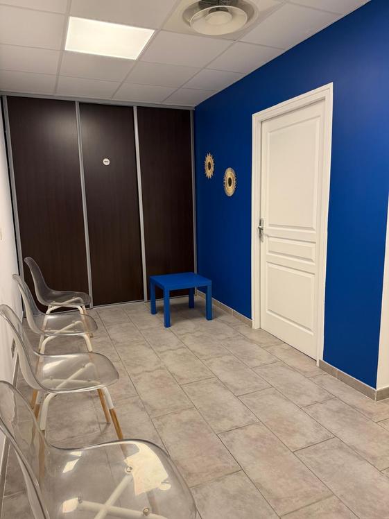 Local climatisé de 12 m² avec terrasse partagée, Mouans-Sartoux — photo 3