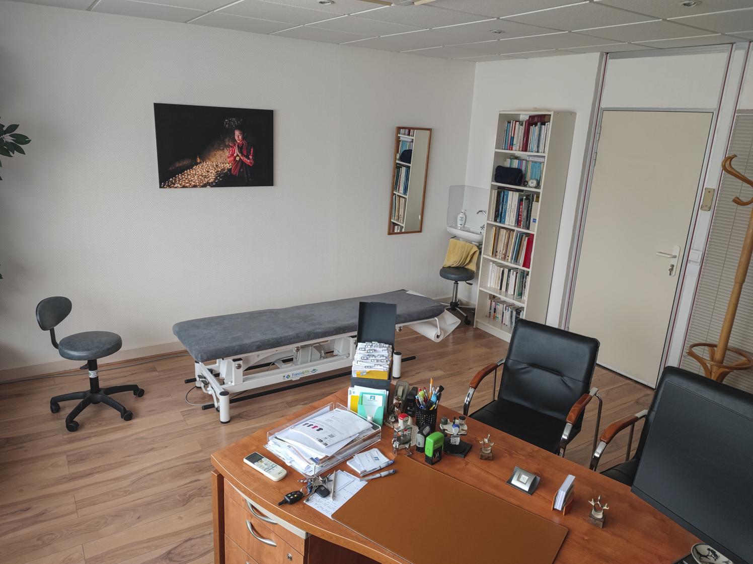 Deux bureaux en sous-location dans un cabinet établi, Plaisir — photo 2
