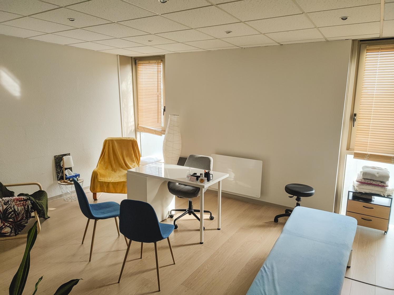 Deux bureaux en sous-location dans un cabinet établi, Plaisir — photo 3