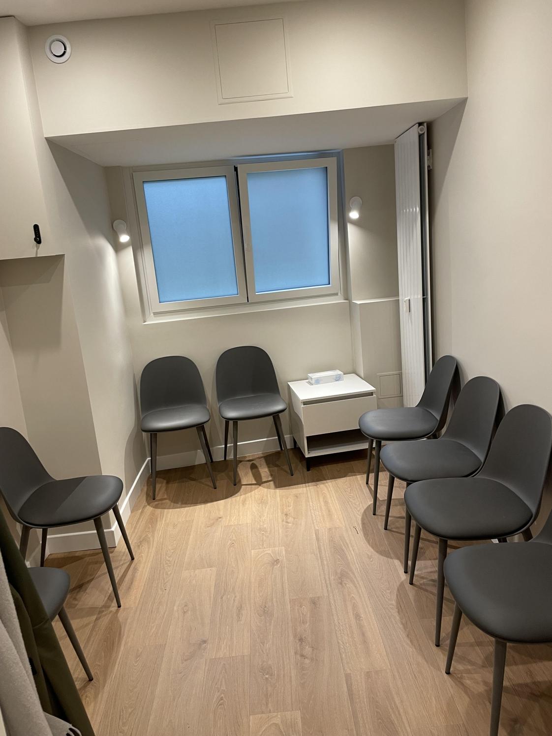 Location d'un cabinet de consultation 11m2 neuilly sur seine les sablons — photo 4