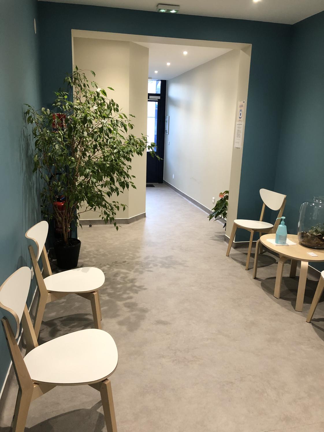 Salle de 13m2 à louer dans cabinet situé à nogent sur marne — photo 2