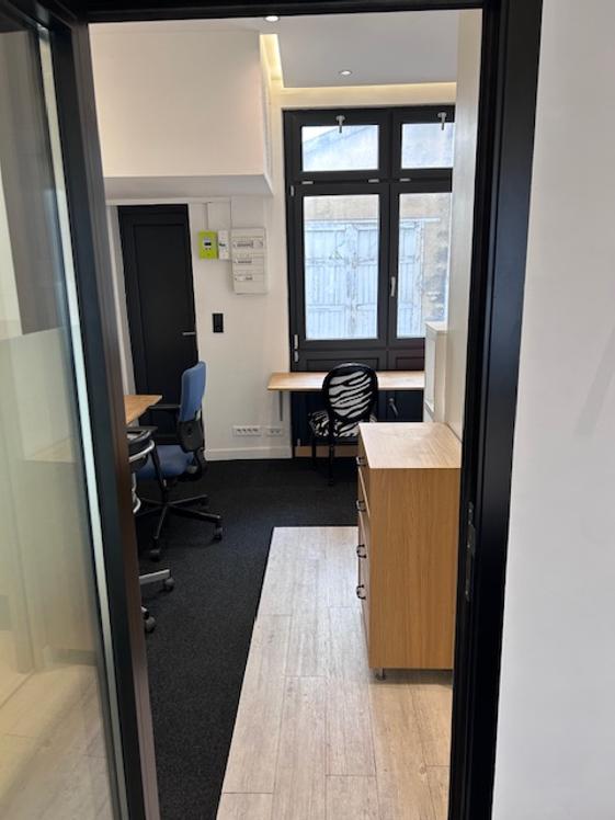 Charmant bureau ou cabinet prof. libérale de 28 m² avec pierres apparentes — photo 4