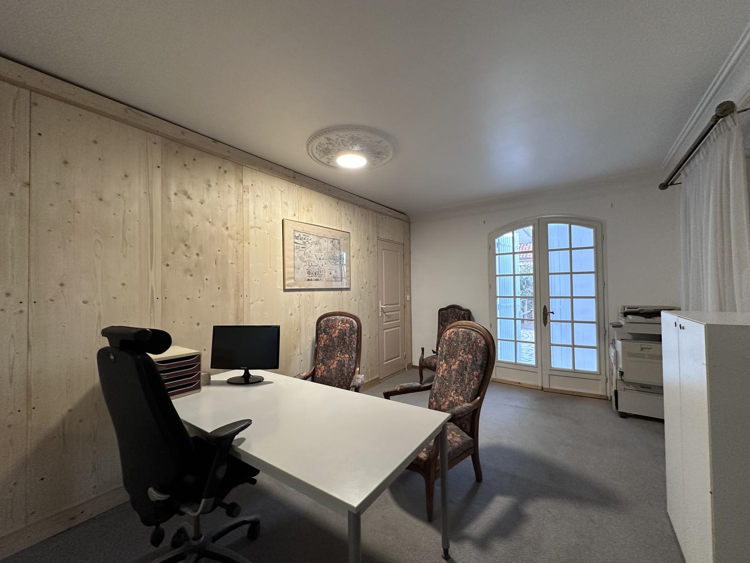 Bureau de 17 m² en centre médical pluridisciplinaire, Bordeaux — photo 4