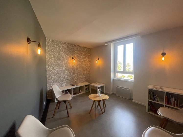 Locaux neufs de 143 m² sur deux niveaux, Basse-Goulaine — photo 2