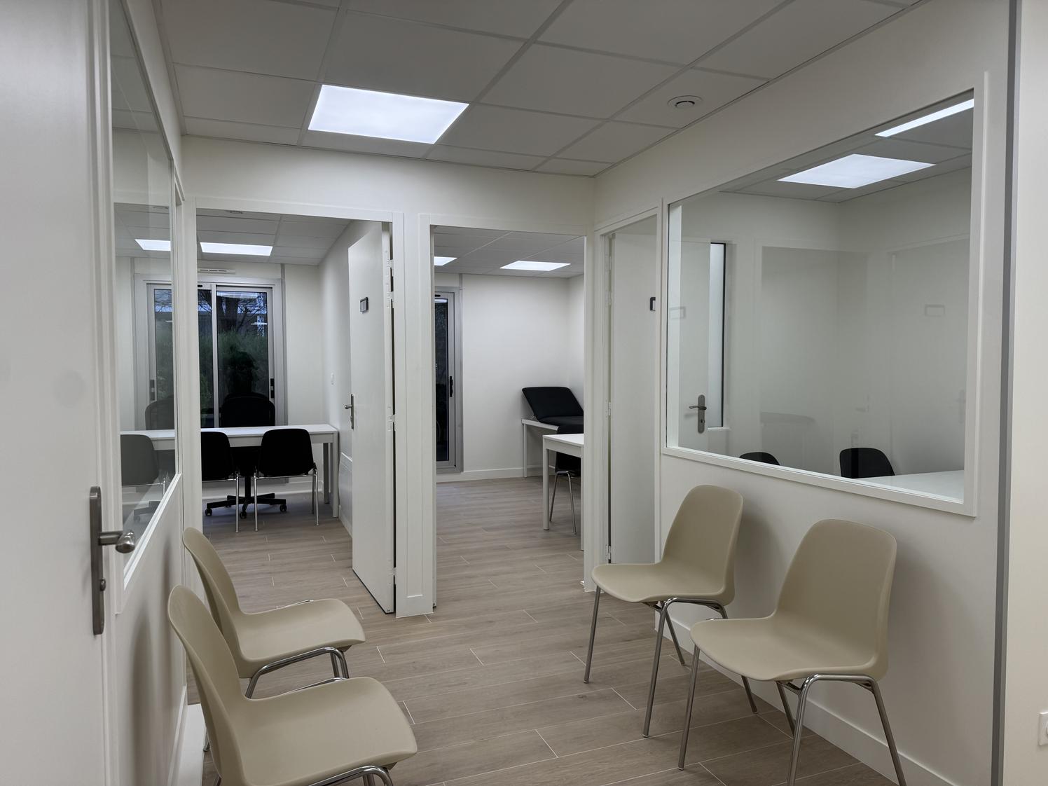 Location de bureaux de consultation en face de l'hôpital antony — photo 5