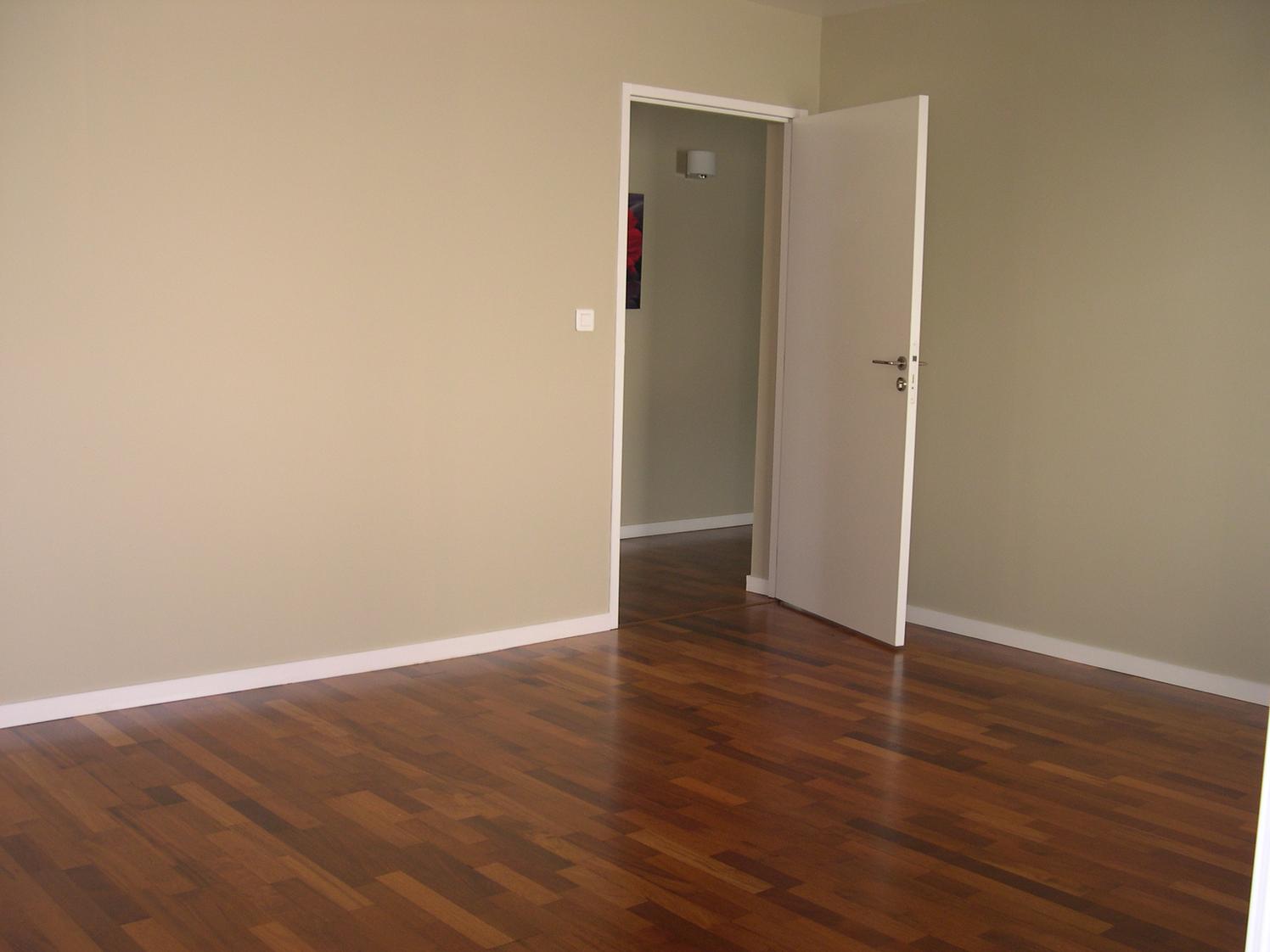 Local de 23 m² donnant sur jardin, groupe médical, Mérignac — photo 4