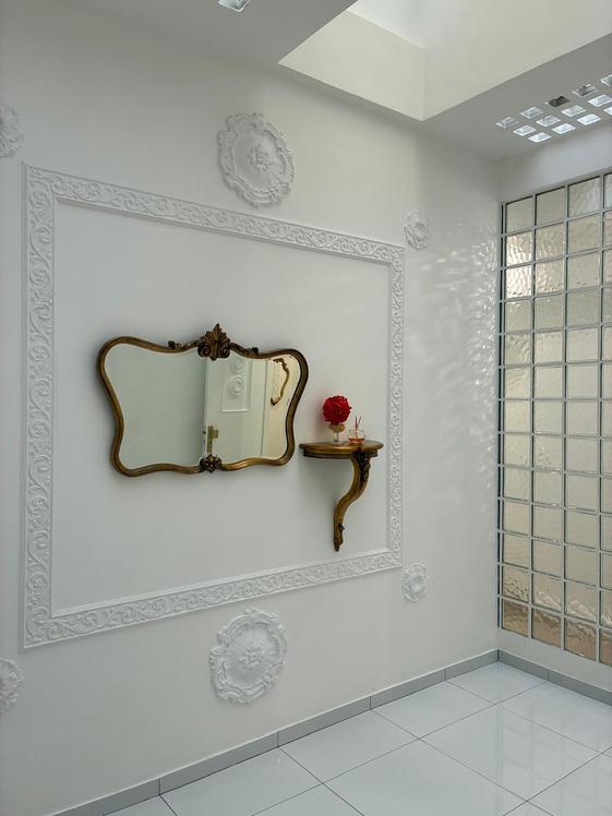 Cabinet rénové de 80 m² avec toit en verre, Paris 16e — photo 5