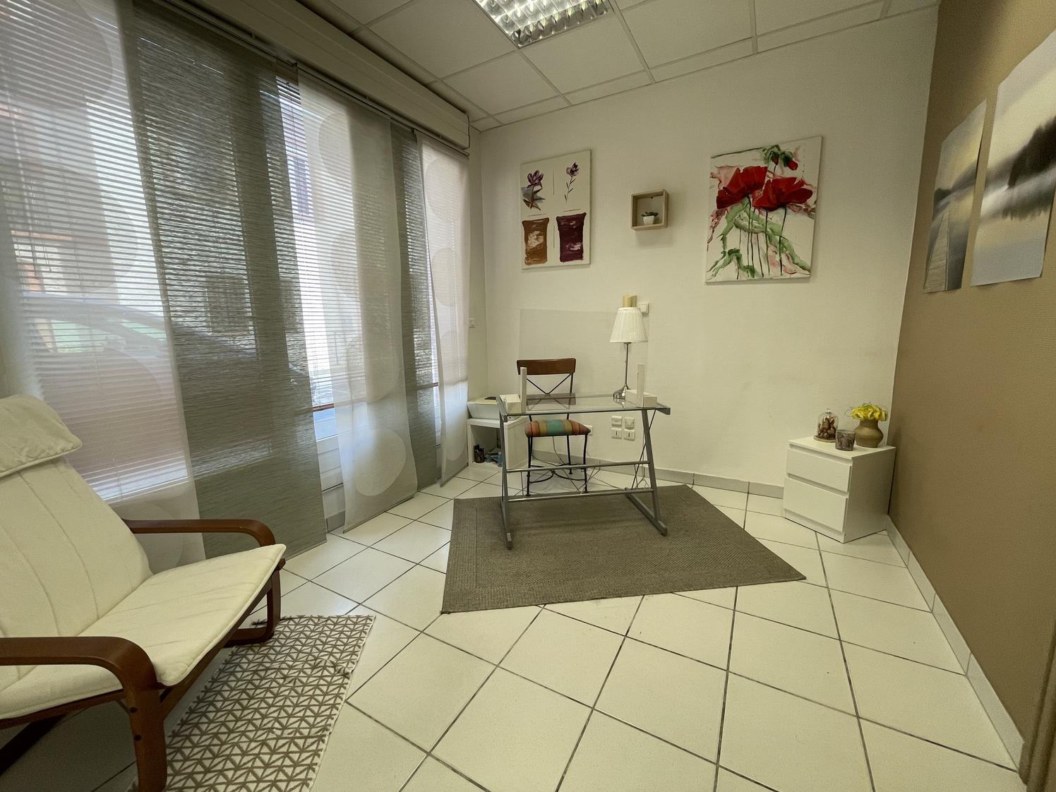 Bureau a temps partage dans cabinet para medical — photo 2