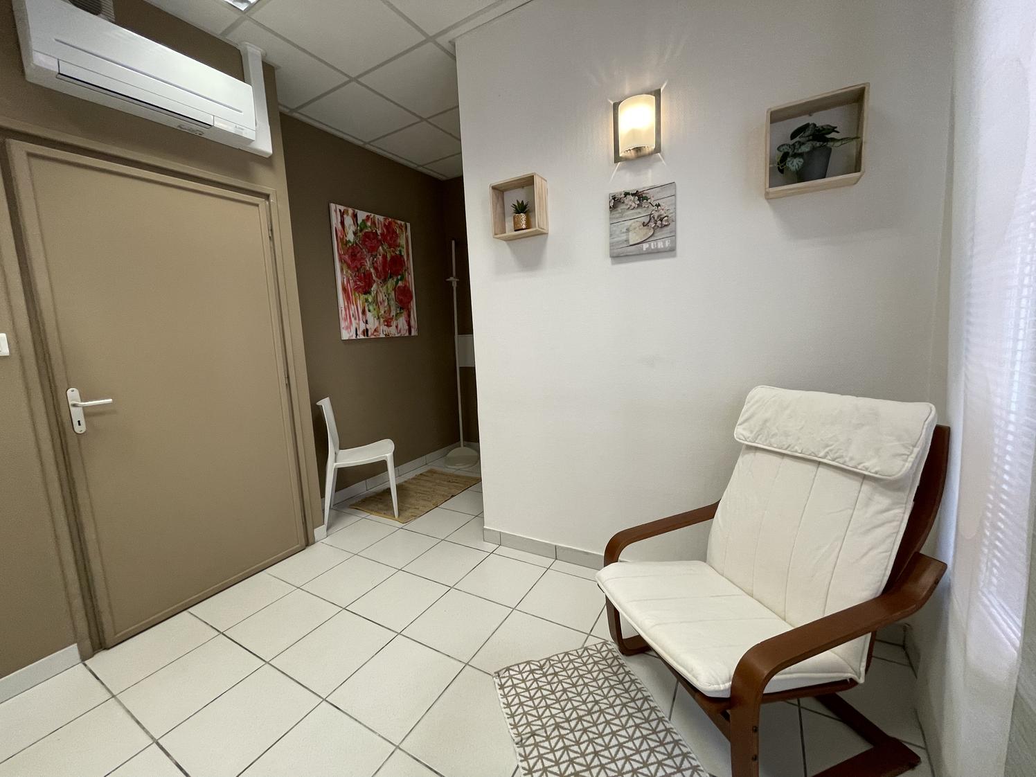 Bureau a temps partage dans cabinet para medical — photo 3